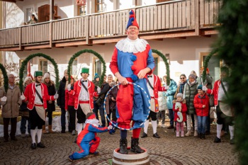 marktkapelle-berchtesgaden_schaefflertanz-2026_036